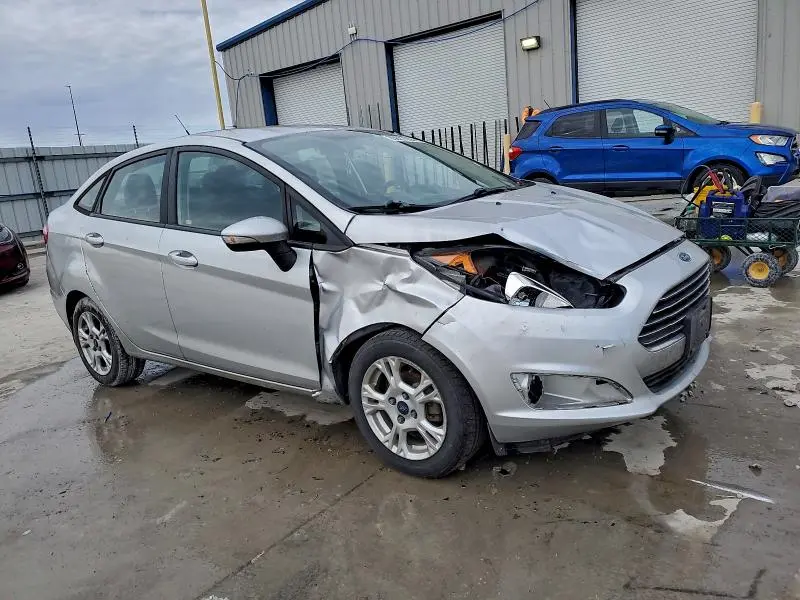 2015 FORD FIESTA SE  