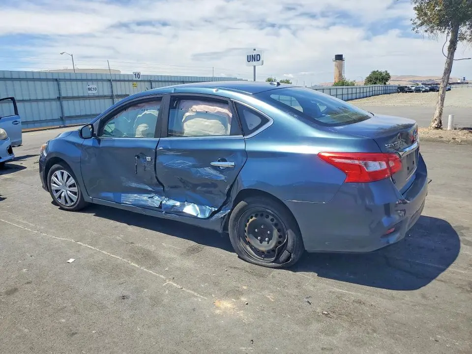 2016 NISSAN SENTRA SV  