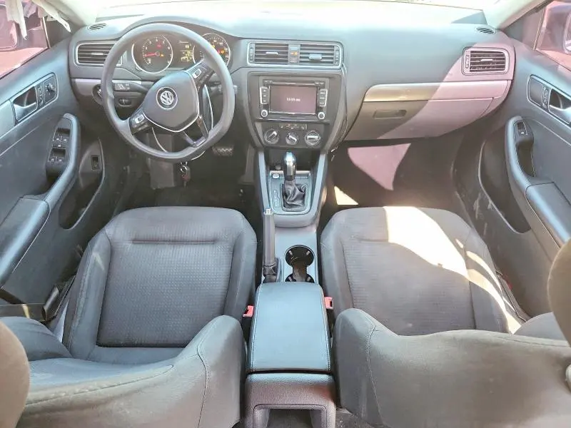2015 VOLKSWAGEN JETTA SE  