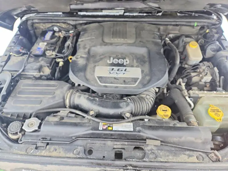 2013 JEEP WRANGLER SAHARA  