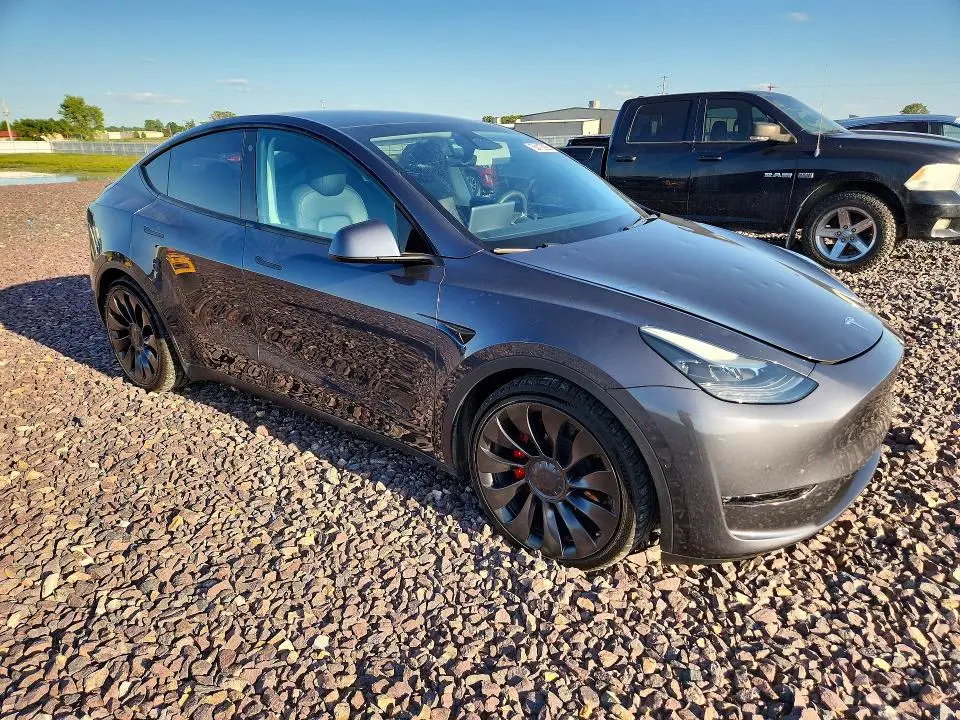 2022 TESLA MODEL Y   