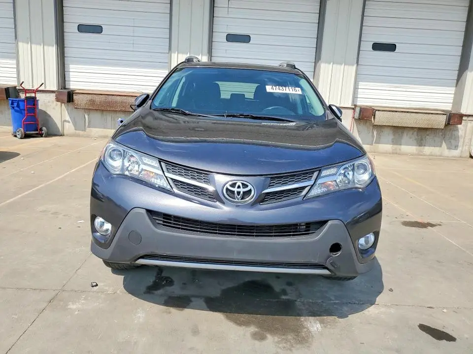 2014 TOYOTA RAV4 XLE  