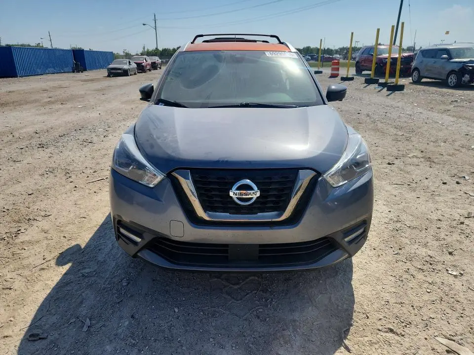 2020 NISSAN KICKS SR  