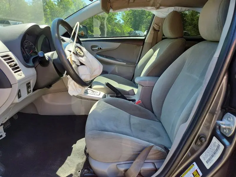 2012 TOYOTA COROLLA LE  