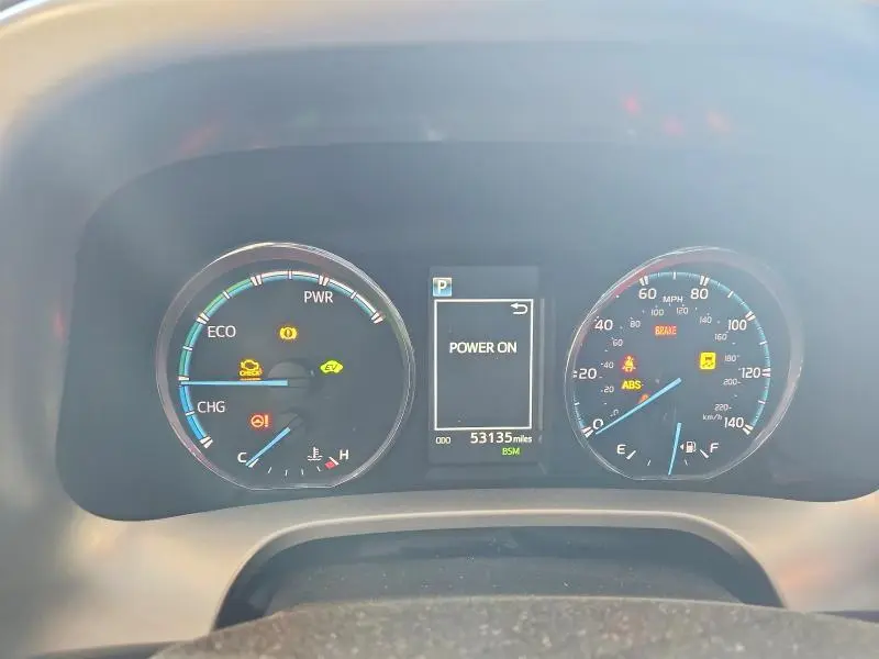 2017 TOYOTA RAV4 HV LIMITED  