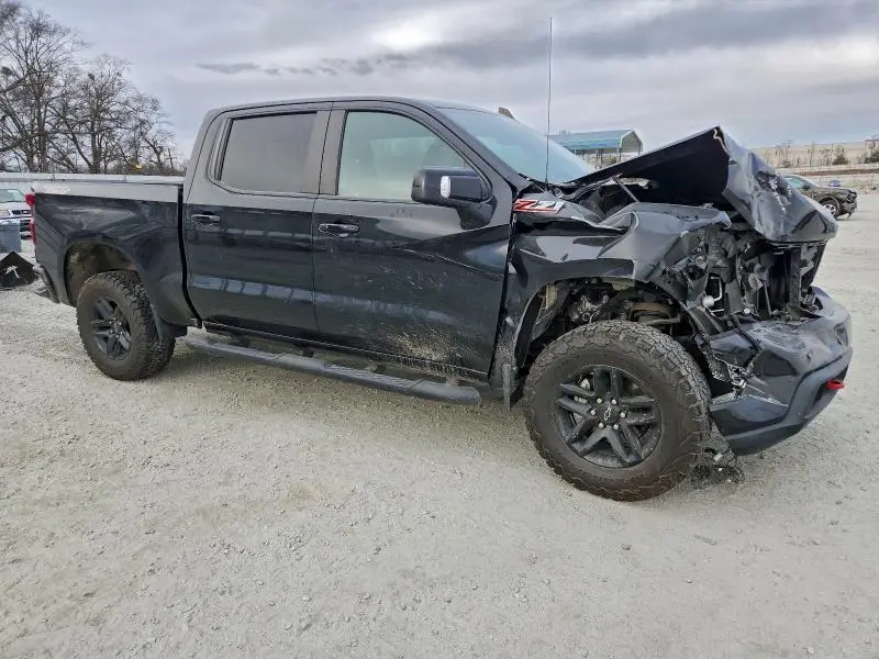 2021 CHEVROLET SILVERADO K1500 LT TRAIL BOSS  
