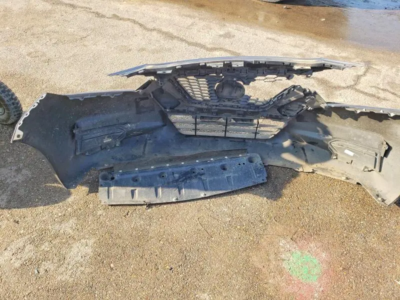 2020 NISSAN VERSA SV  