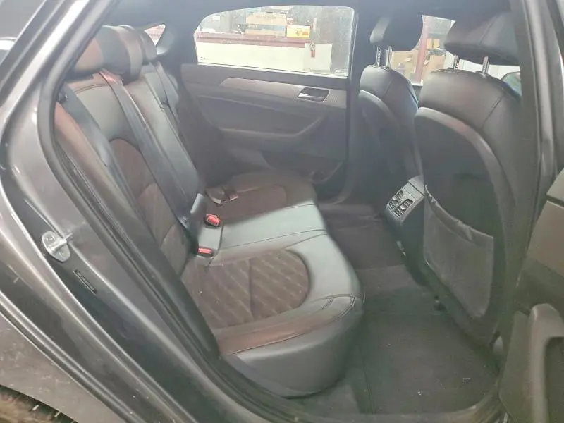 2018 HYUNDAI SONATA SPORT  