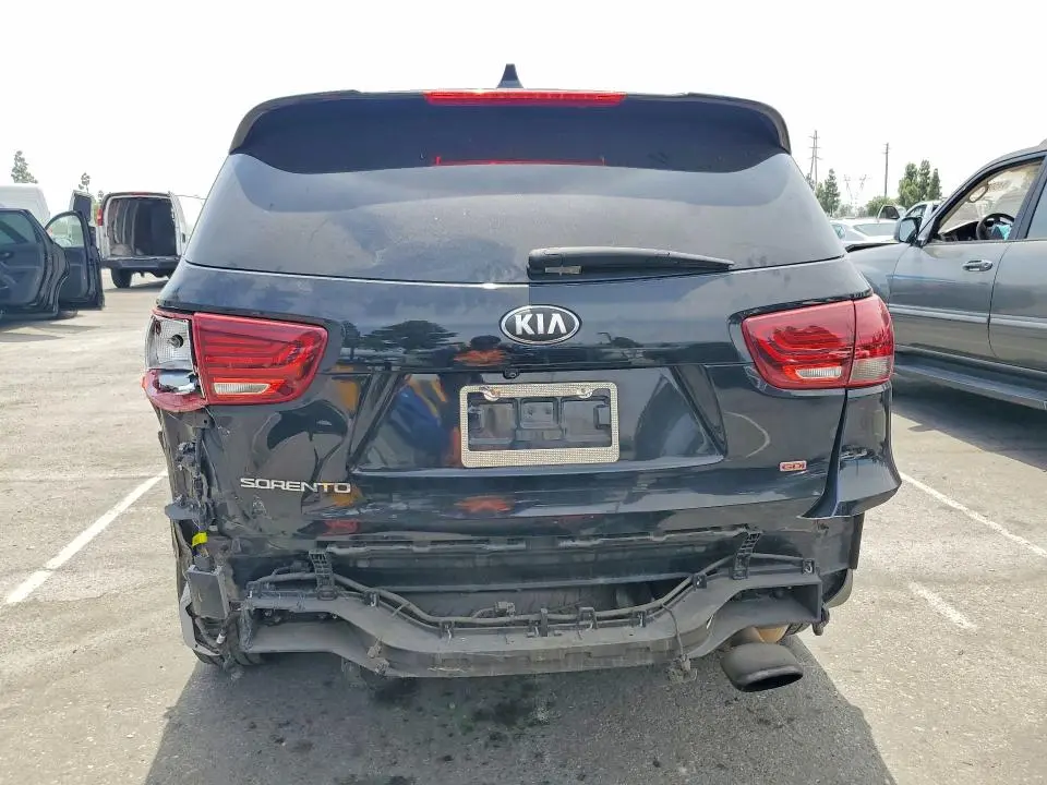 2019 KIA SORENTO LX  