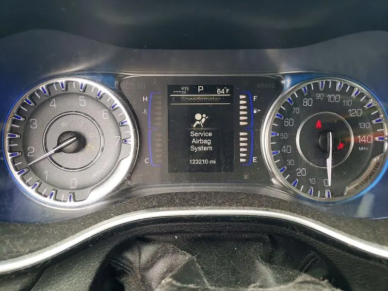2016 CHRYSLER 200 LIMITED  