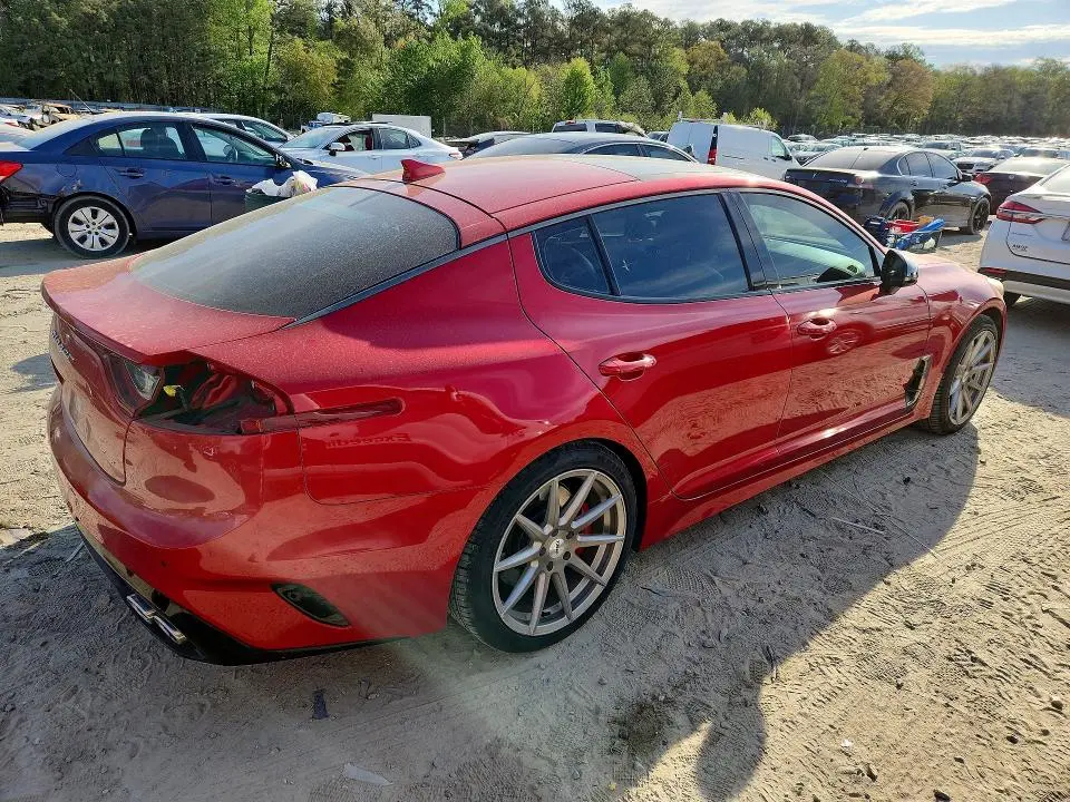 2018 KIA STINGER GT2  