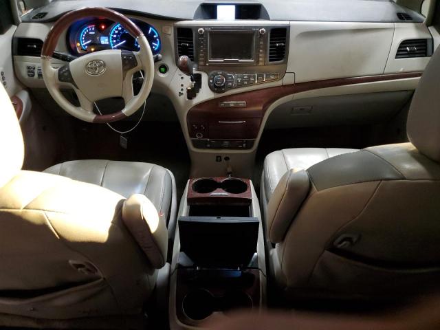 2014 TOYOTA SIENNA XLE