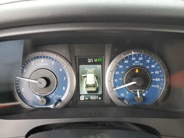 2019 TOYOTA SIENNA XLE  