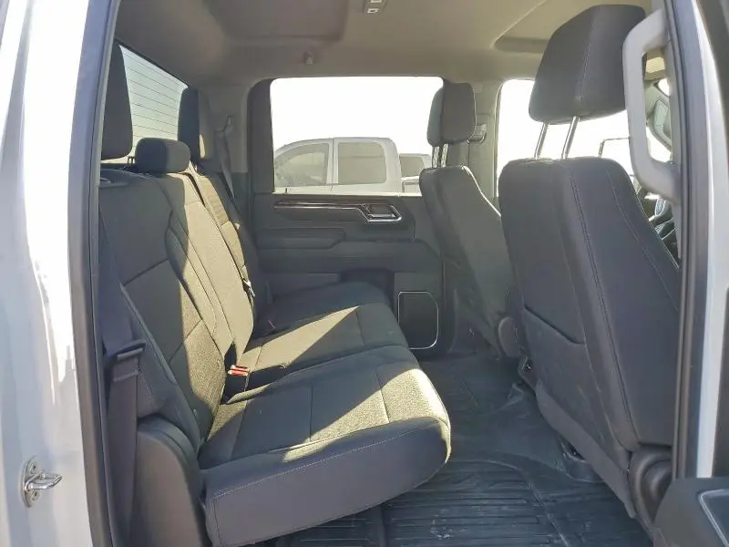 2024 GMC SIERRA K2500 SLE  