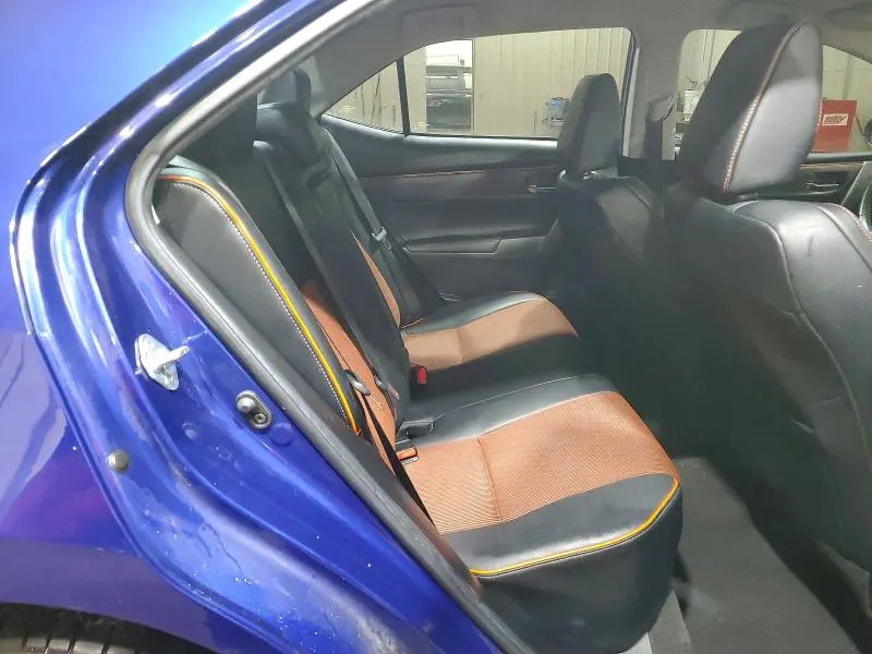 2019 TOYOTA COROLLA SE  