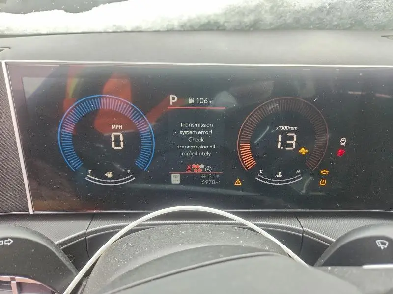 2025 HYUNDAI SANTA FE SE  