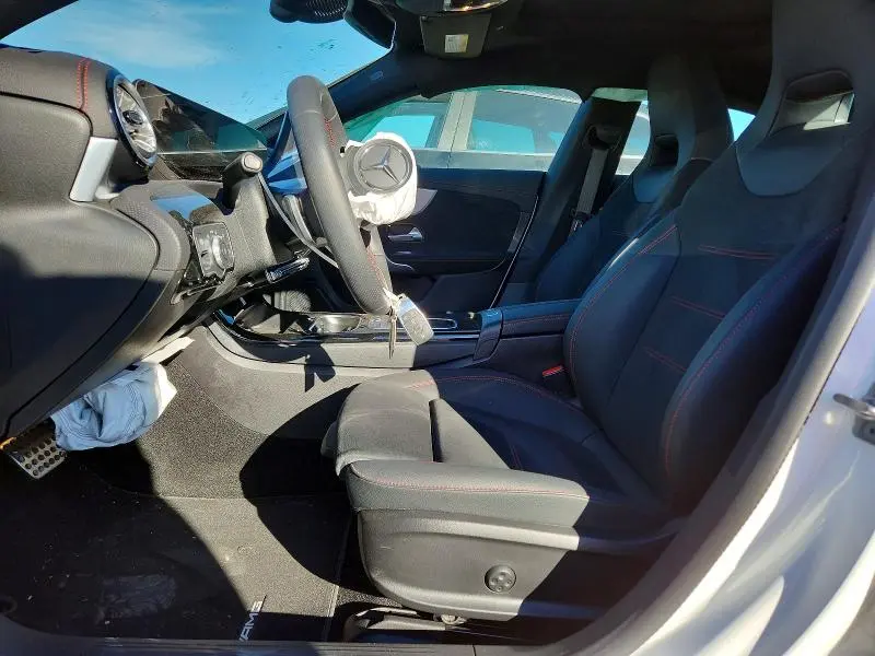 2025 MERCEDES-BENZ CLA 250  