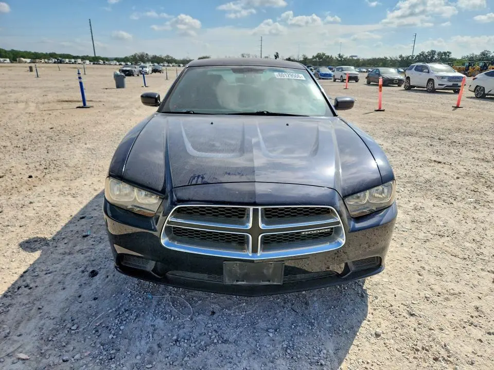 2012 DODGE CHARGER SE  