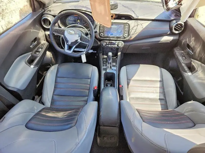 2021 NISSAN KICKS SR  