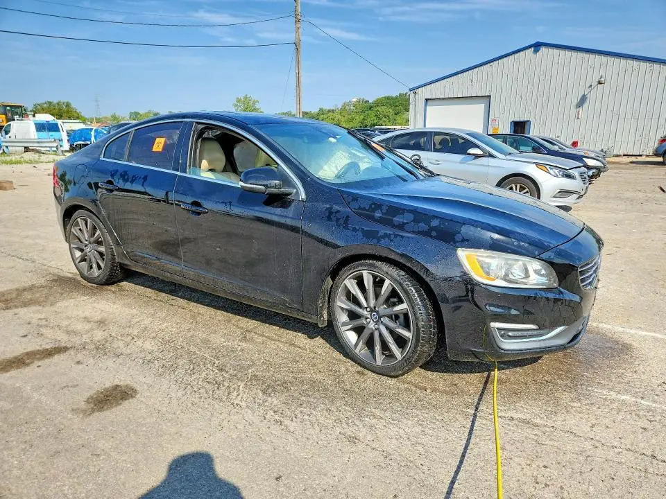 2015 VOLVO S60 PREMIER  