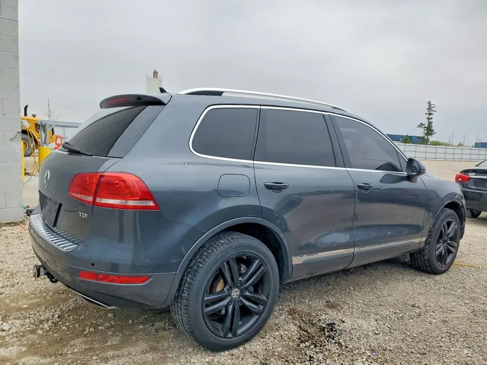 2013 VOLKSWAGEN TOUAREG V6 TDI  