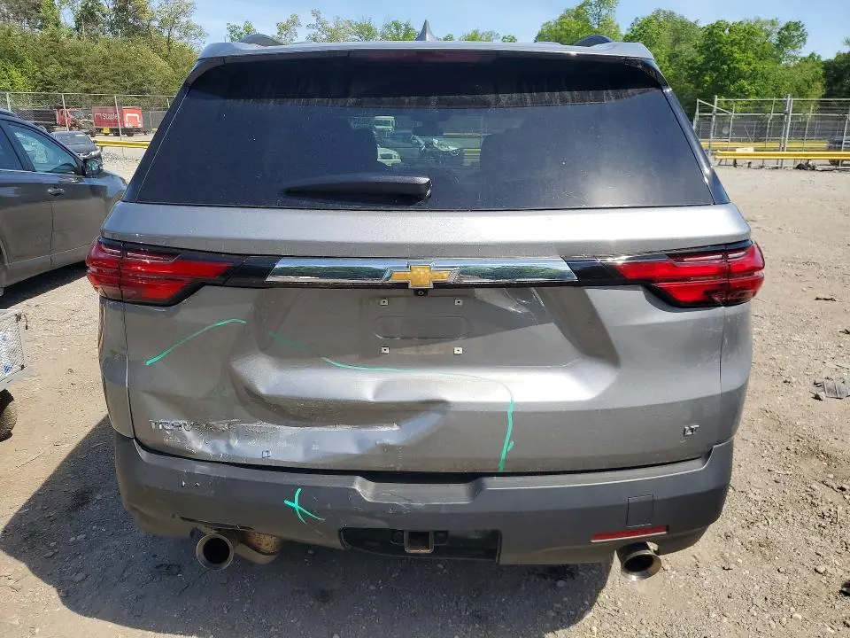 2023 CHEVROLET TRAVERSE LT  
