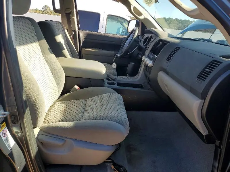 2010 TOYOTA TUNDRA CREWMAX SR5  