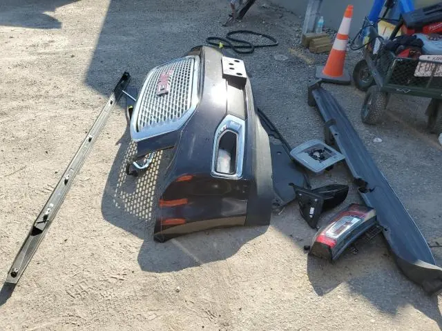 2016 GMC YUKON XL K1500 SLE  