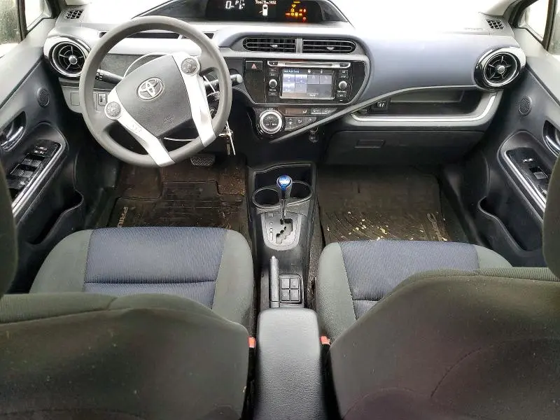 2015 TOYOTA PRIUS C   