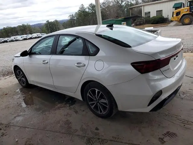 2023 KIA FORTE LX  