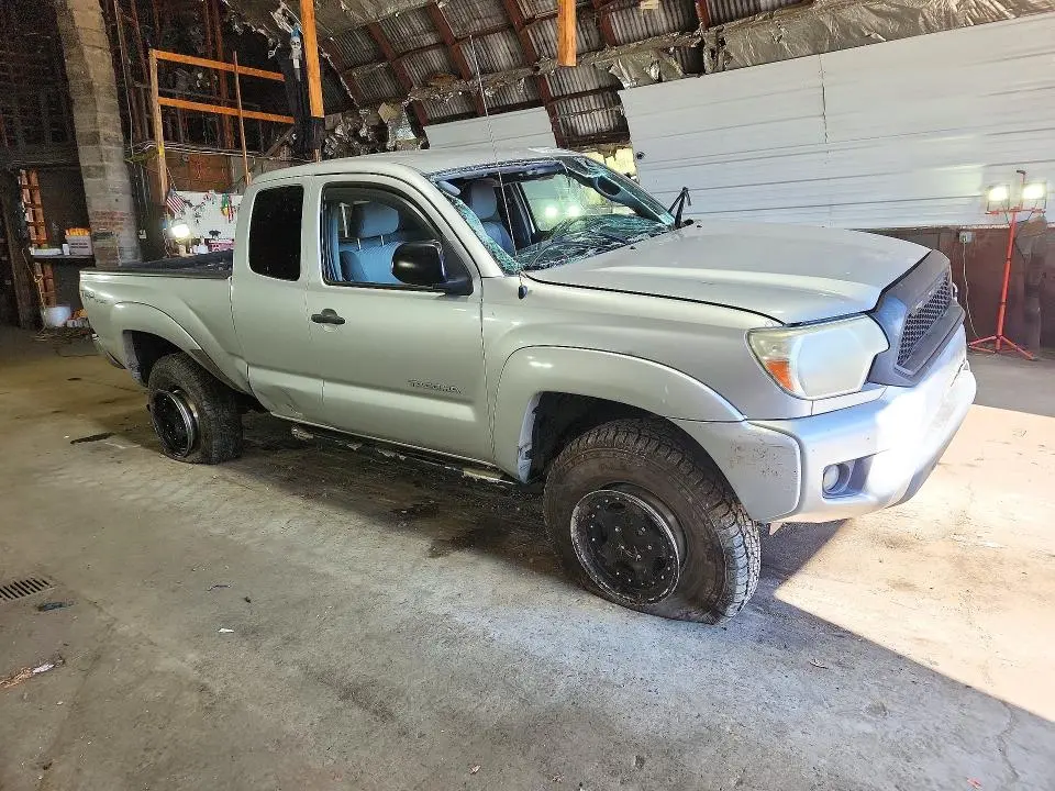 2012 TOYOTA TACOMA PRERUNNER ACCESS CAB  