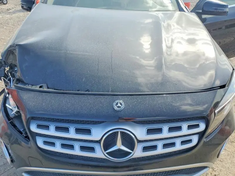 2020 MERCEDES-BENZ GLA 250  