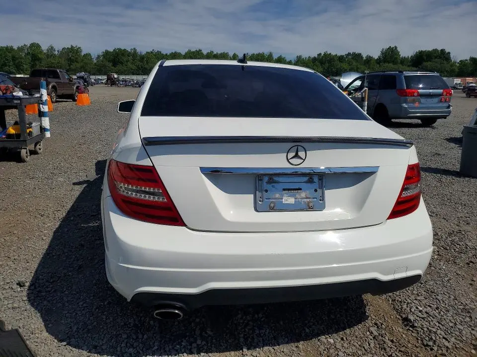 2014 MERCEDES-BENZ C 250  