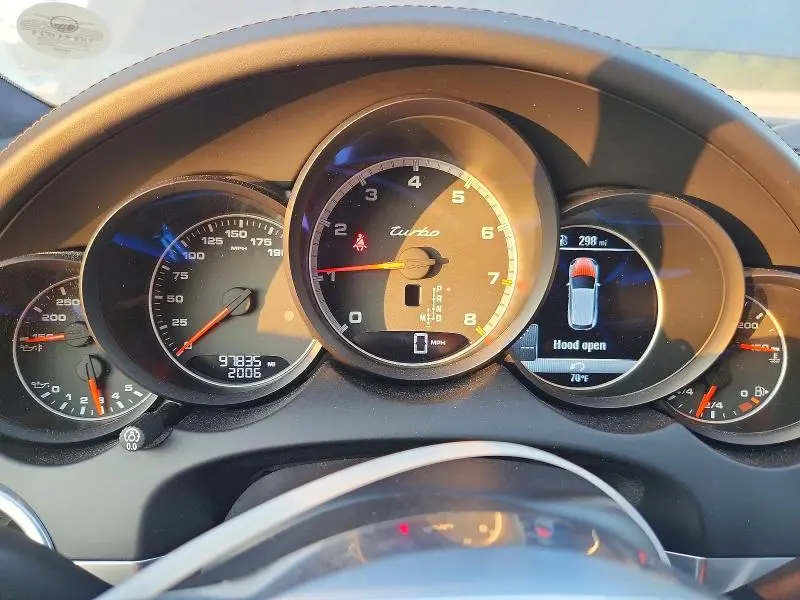2015 PORSCHE CAYENNE TURBO  