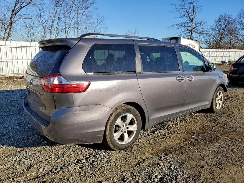 2015 TOYOTA SIENNA LE  