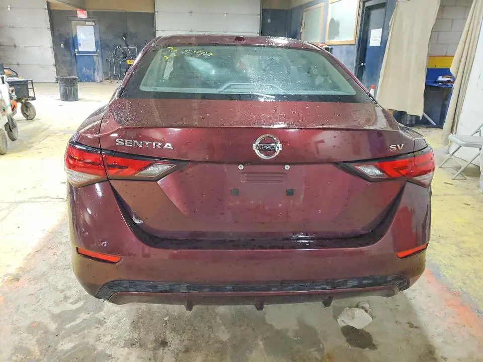 2022 NISSAN SENTRA SV  