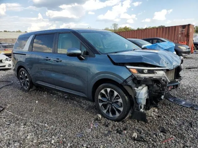 2024 KIA CARNIVAL EX  