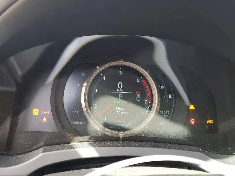 2016 LEXUS IS 200T  