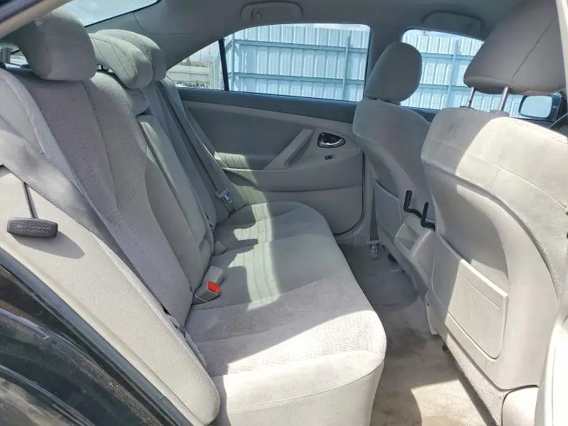 2011 TOYOTA CAMRY LE  