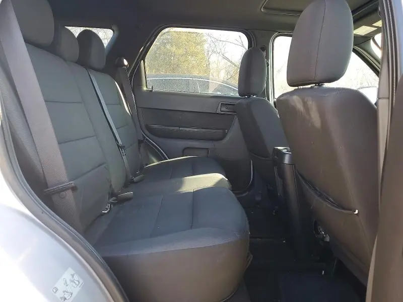 2011 FORD ESCAPE XLT  