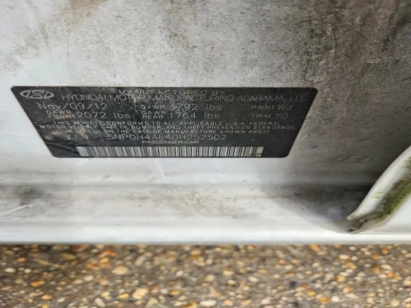 2013 HYUNDAI ELANTRA GLS  