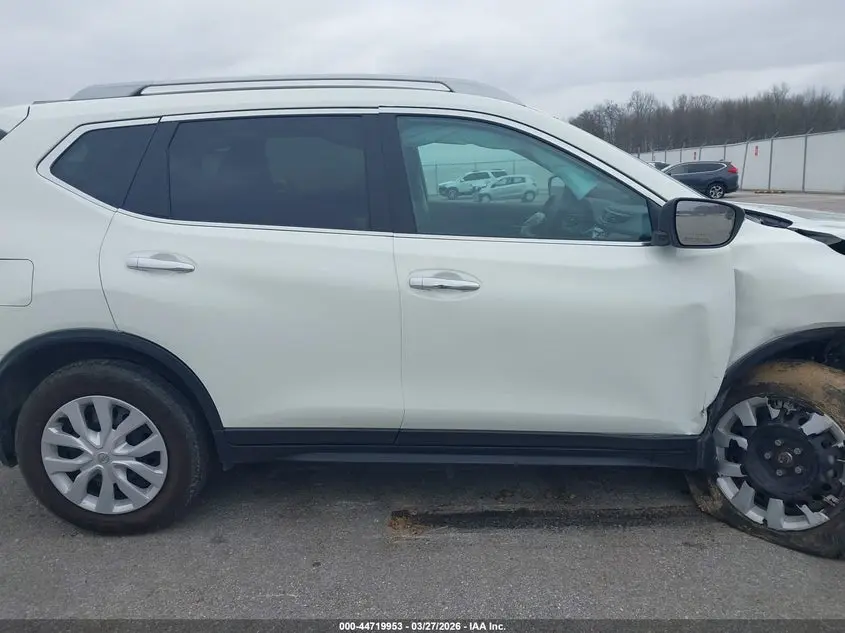 2017 NISSAN ROGUE S
