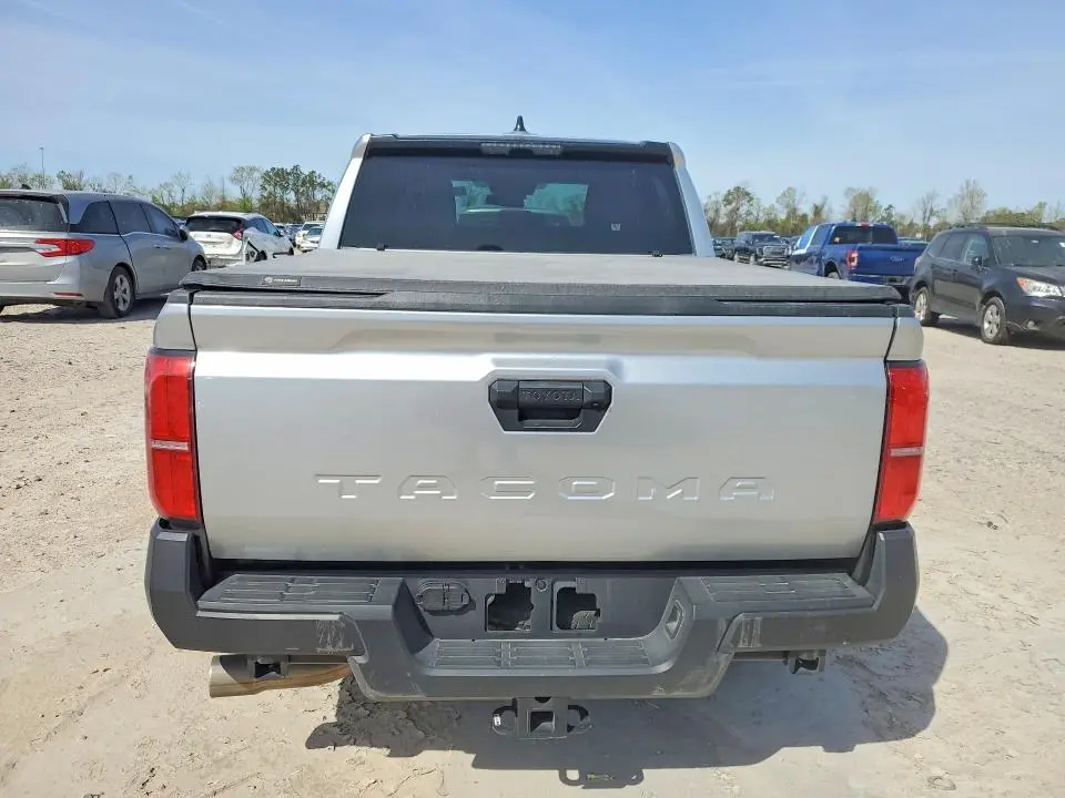 2025 TOYOTA TACOMA SR  