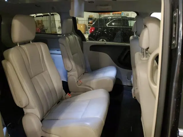 2014 CHRYSLER TOWN & COUNTRY TOURING L  