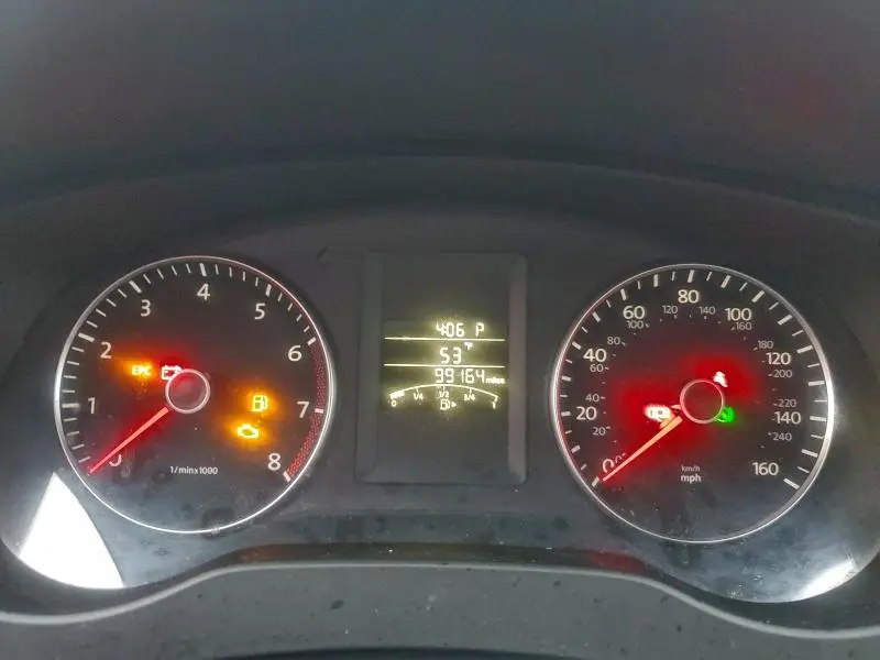 2013 VOLKSWAGEN JETTA SE  