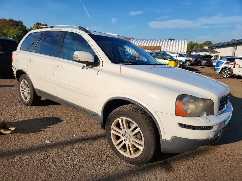 2011 VOLVO XC90 3.2  
