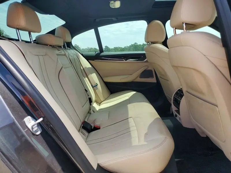 2019 BMW 530 XI  