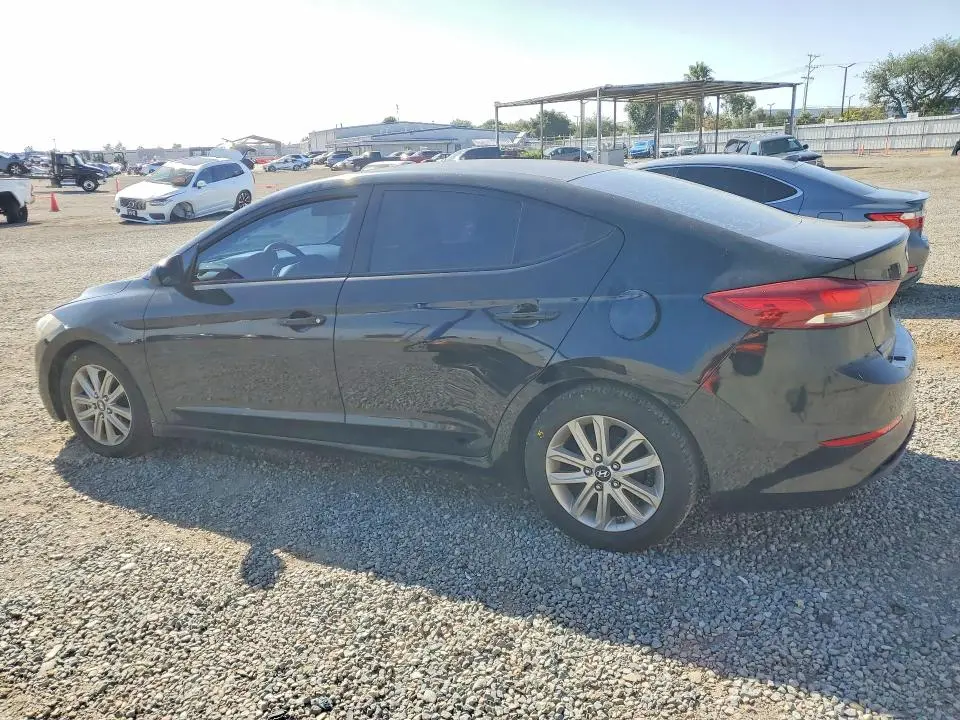 2018 HYUNDAI ELANTRA SE  