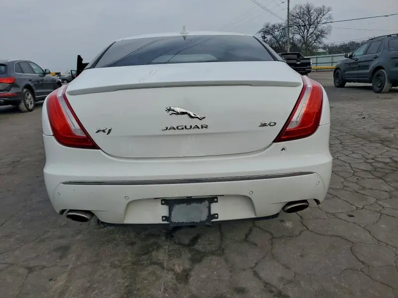 2019 JAGUAR XJ R - SPORT  