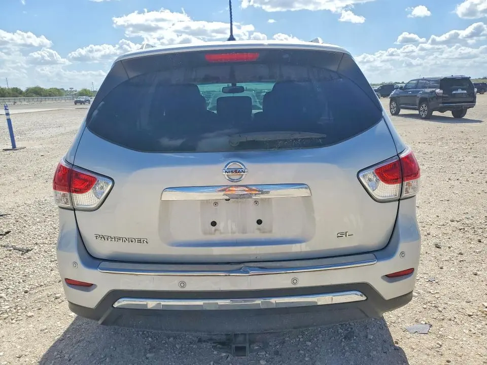 2015 NISSAN PATHFINDER SL  